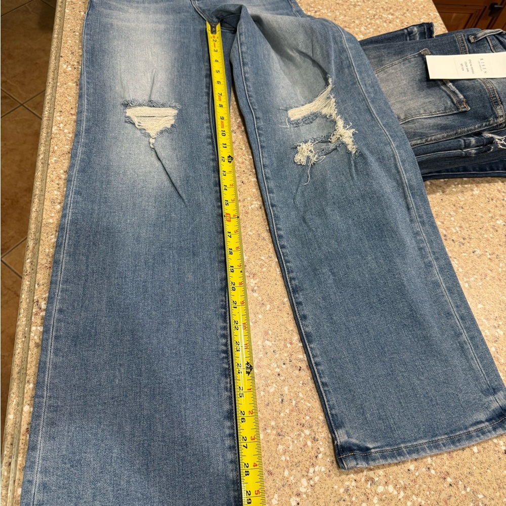 RFM Jeans - Picture 7 of 7